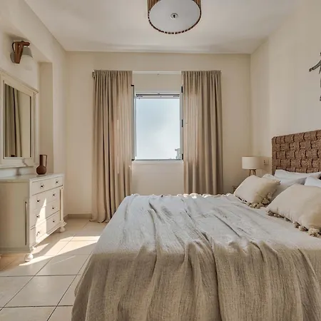 Apart Otel Erietta